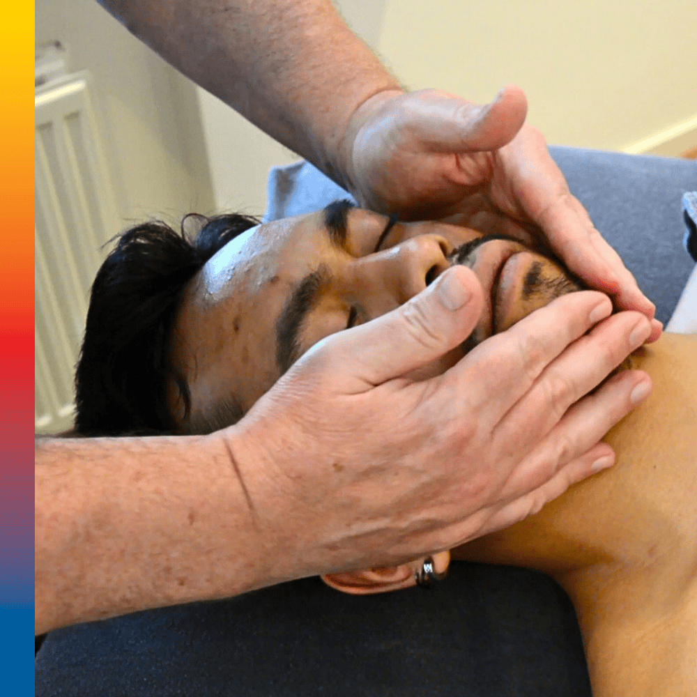 Een techniek uit de Cursus nek gezicht en handmassage